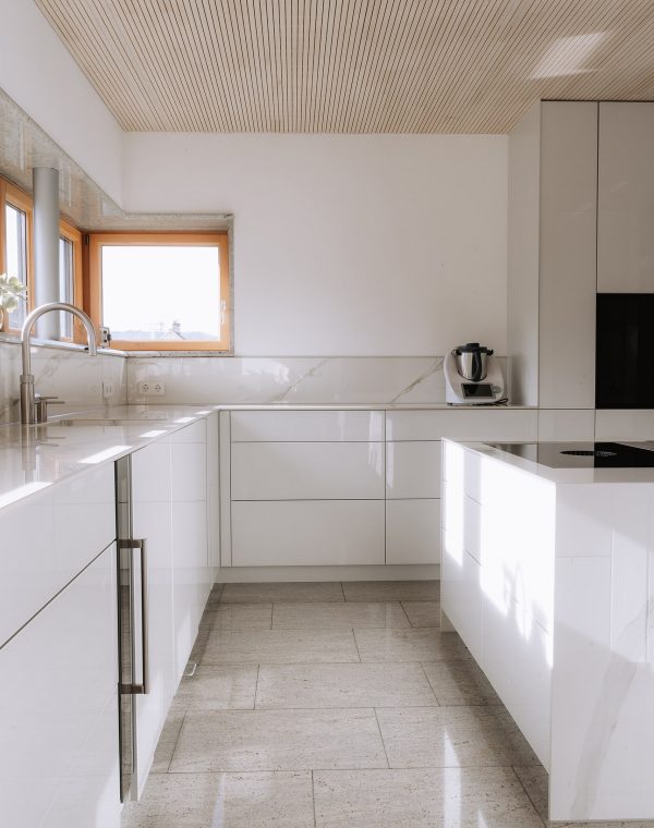 schreinerei-schweizer-kuechenmoebel-kuche-stuittgart-esslingen-goeppingen-min